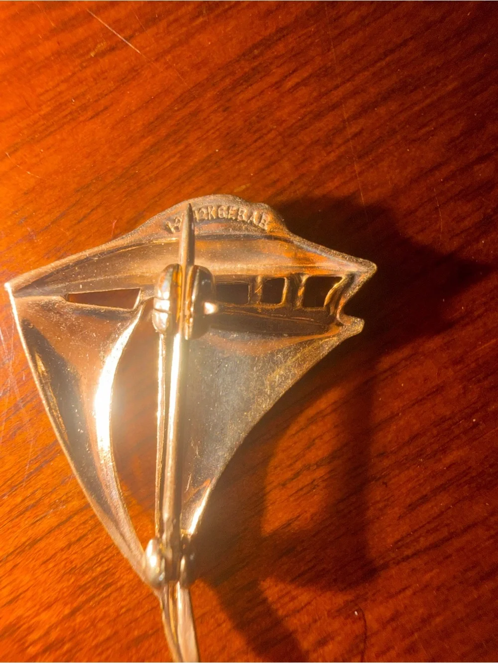 Vintage B.A. Ballou & Co. 12K gold sailboat pin/brooch